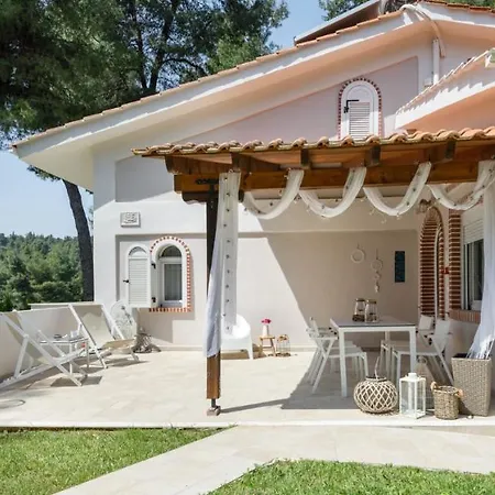 Villa Ekatis In Sani By Halkidiki *