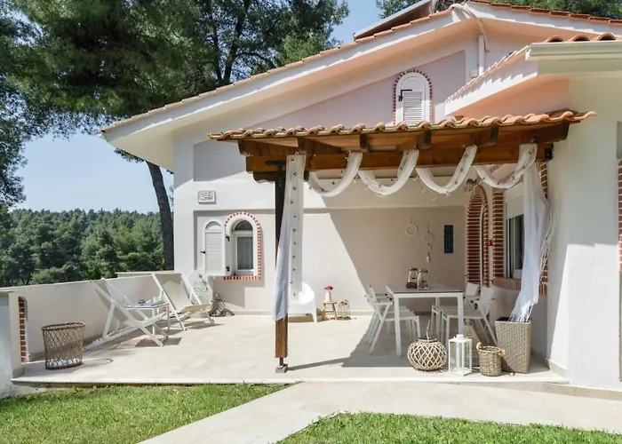 Villa Ekatis In Sani By Halkidiki *