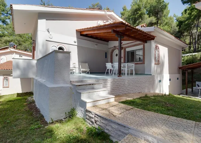 Ekatis In Sani
